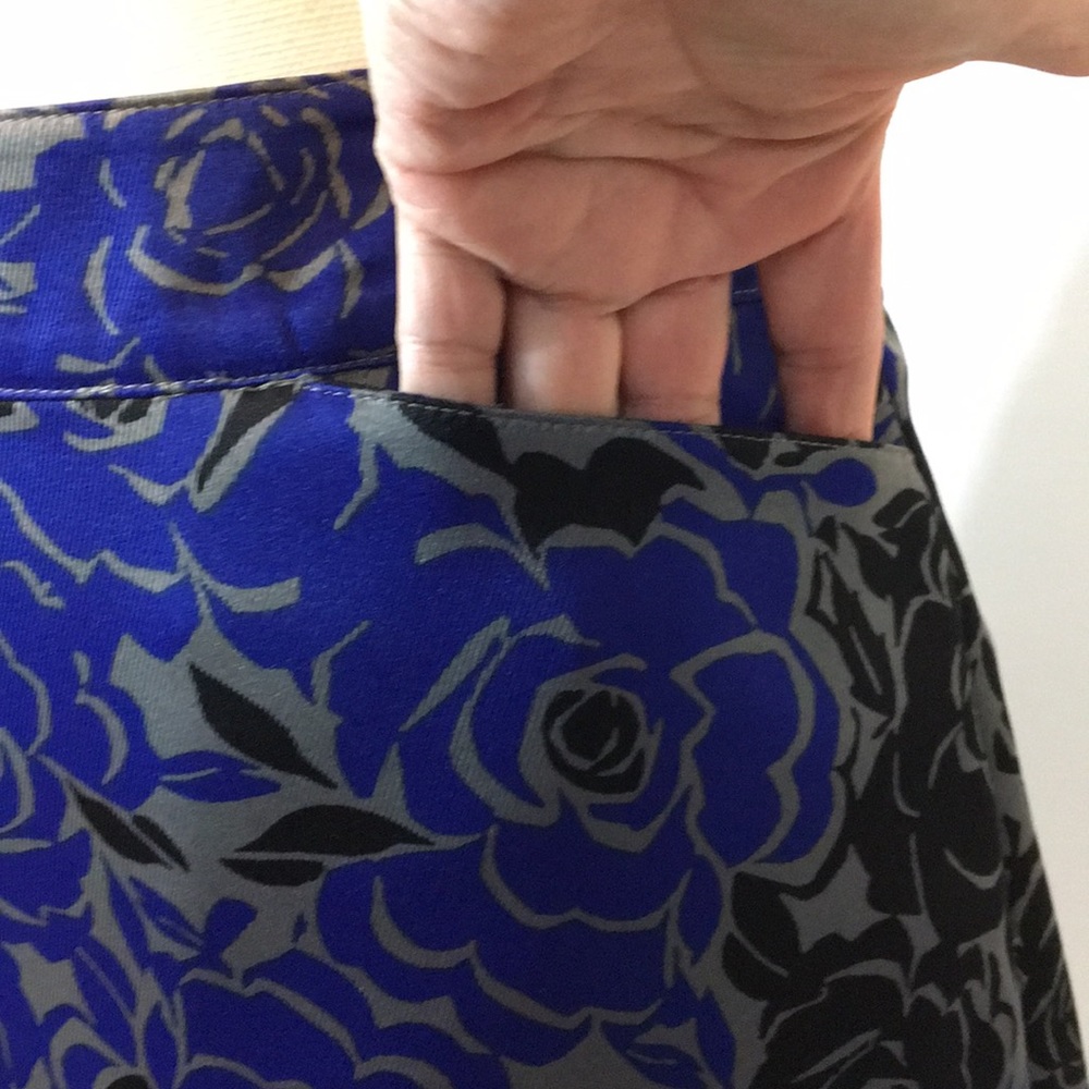 Banana Republic Floral Print Zip Up Skirt